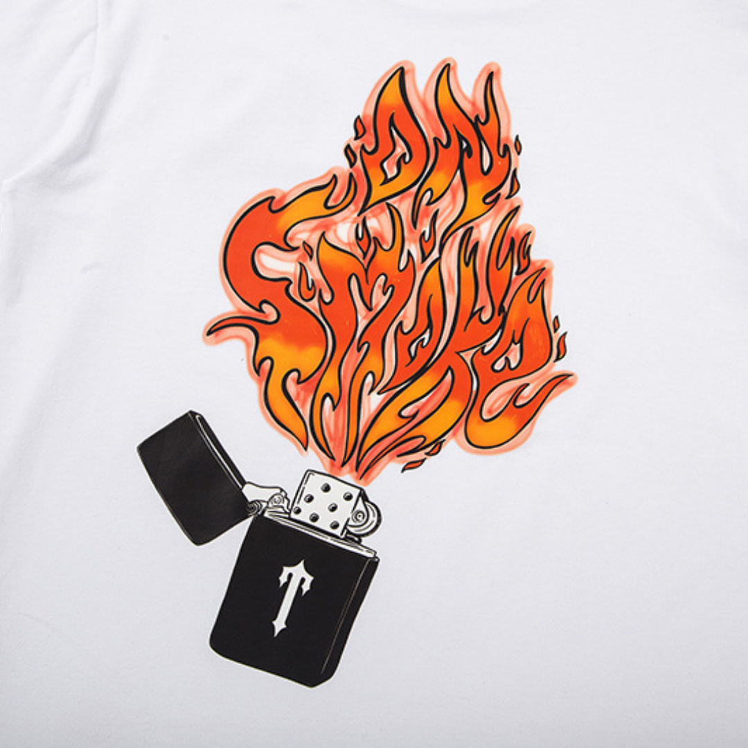 Trapstar Decoded Fire Lighter T-Shirt: Exklusives Streetwear Baumwoll-Shirt mit Grafik