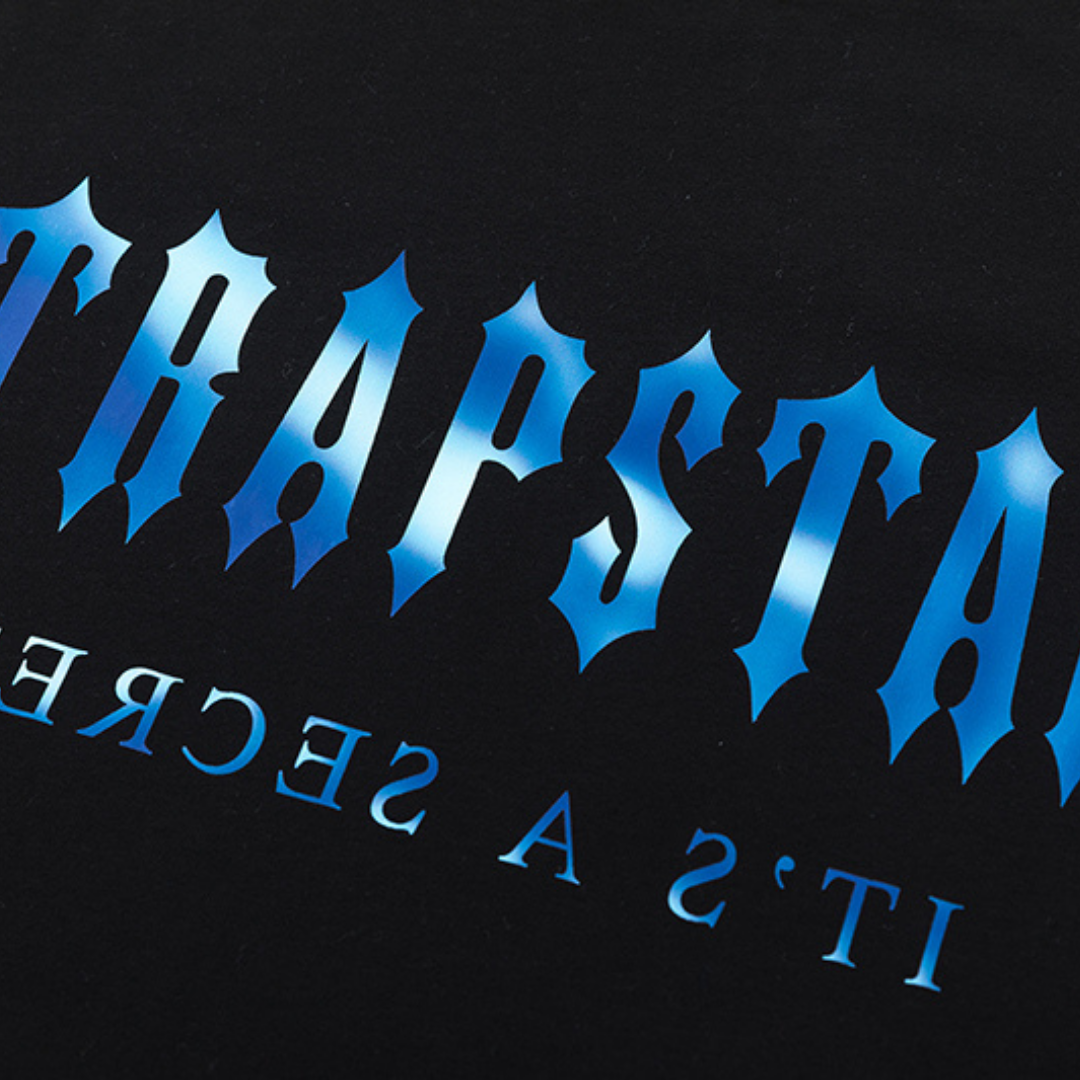 Trapstar Decoded T-Logo T-Shirt: Authentisches Streetwear Design für Herren