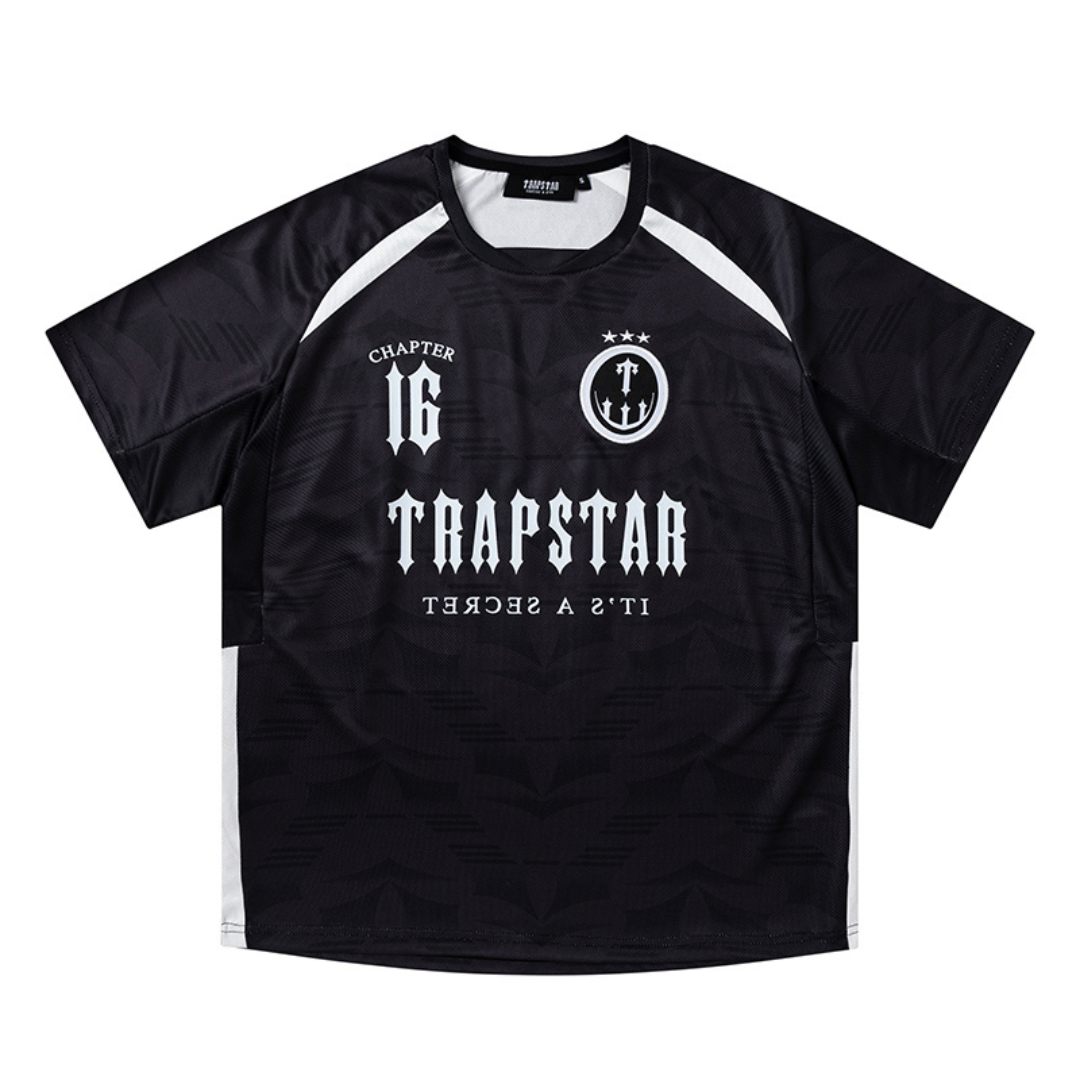 Trapstar Irongate Gradient Triple Black T-Shirt: Exklusives Streetwear Baumwollshirt für Herren