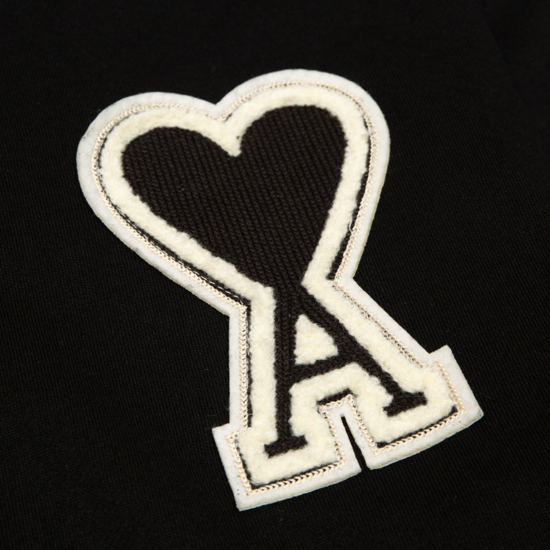 AMI Paris Edle Designer Jacke – Zeitloser Pariser Chic für Damen & Herren