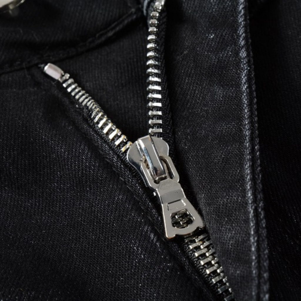 Amiri Black Bandana Camouflage Jeans für Herren – Luxuriöser Streetwear-Stil