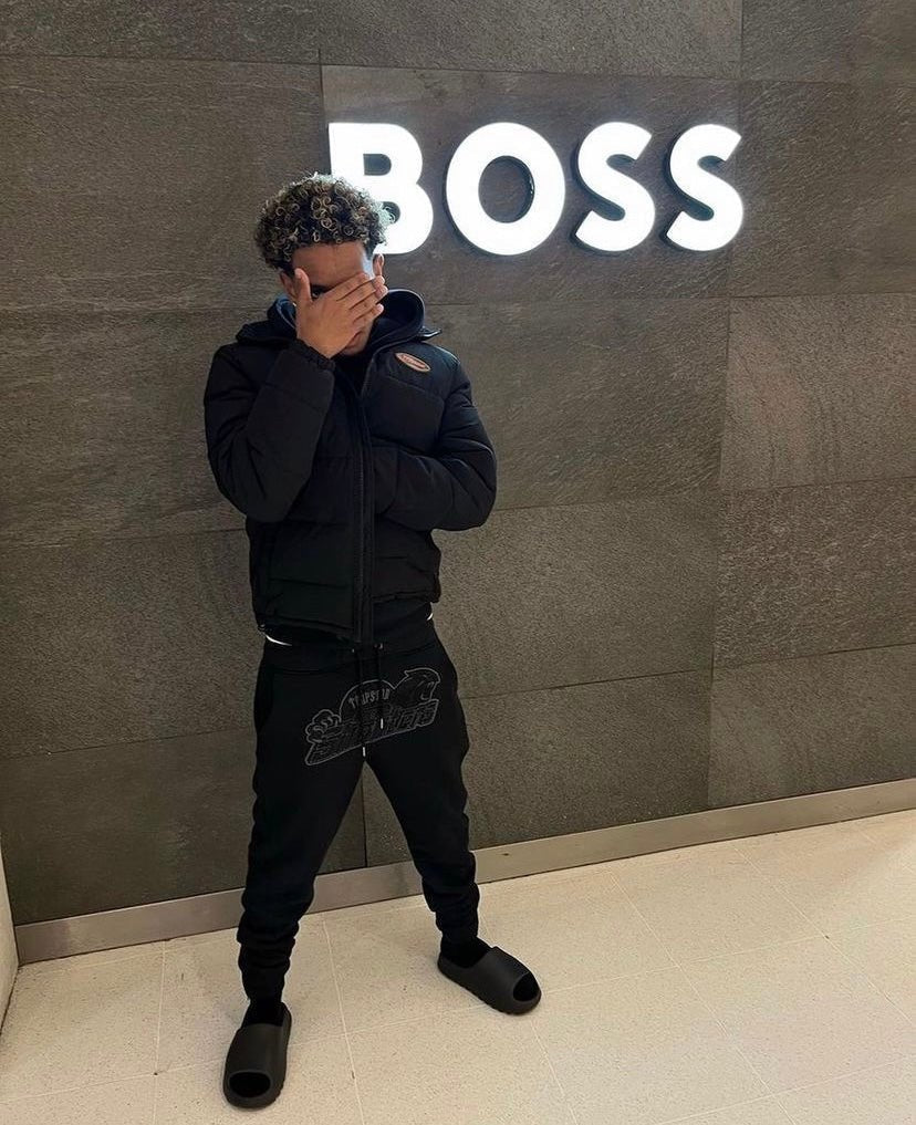 Trapstar Shooters Monochromer Schwarzer Trainingsanzug – Stylische Streetwear Edition für Herren