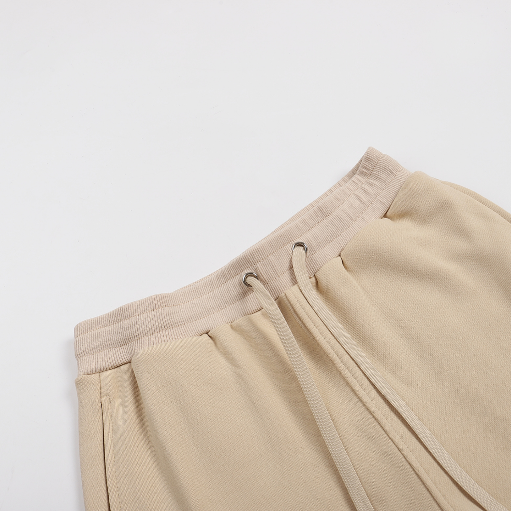 AMI Paris Premium Trainingsanzug für Herren – Eleganter Komfort Freizeitanzug