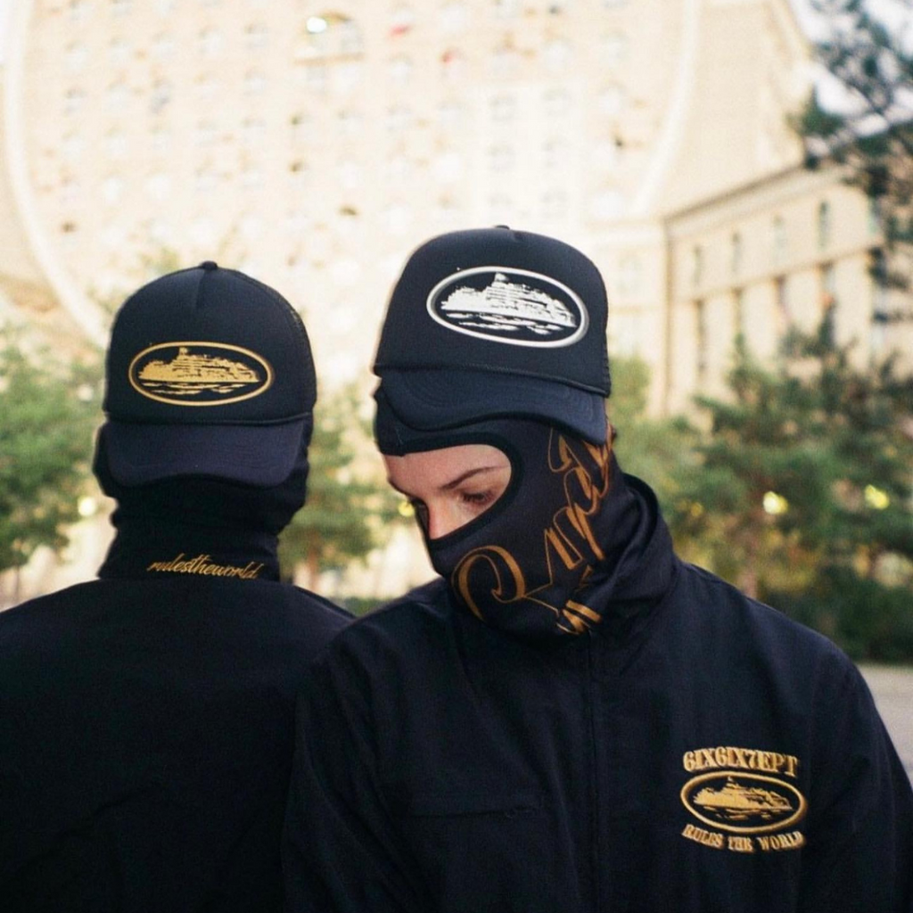 Corteiz 667 Streetwear Skimaske – Ultimativer Warmer & Modischer Gesichtsschutz