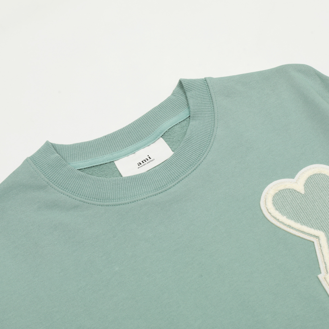 AMI Paris Unisex Baumwoll-Kapuzenpullover mit gesticktem Herzlogo und Relaxed Fit