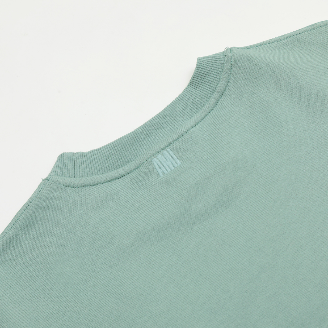 AMI Paris Unisex Baumwoll-Kapuzenpullover mit gesticktem Herzlogo und Relaxed Fit