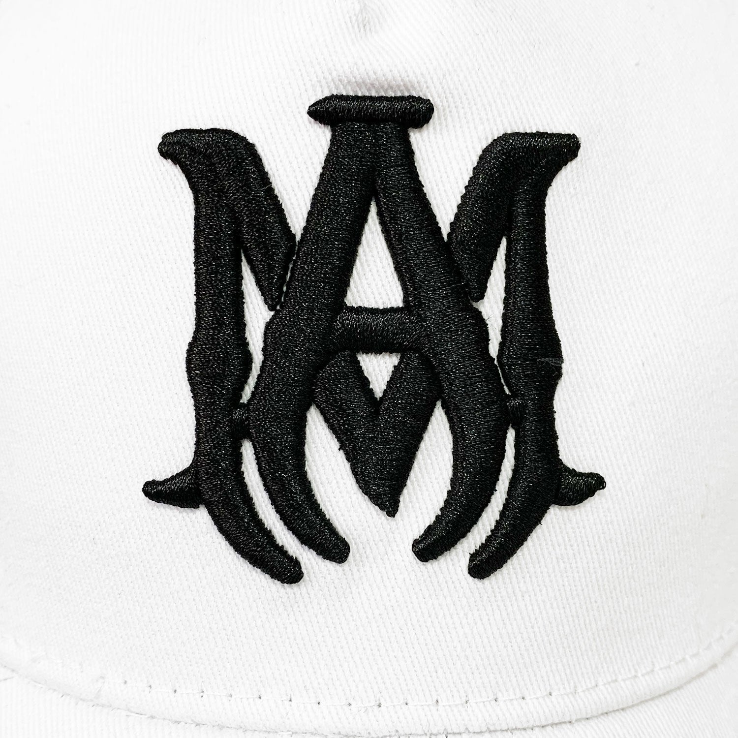 Exklusive Amiri Logo Kappe Weiß/Schwarz – Premium Designer Basecap für Streetwear-Fans