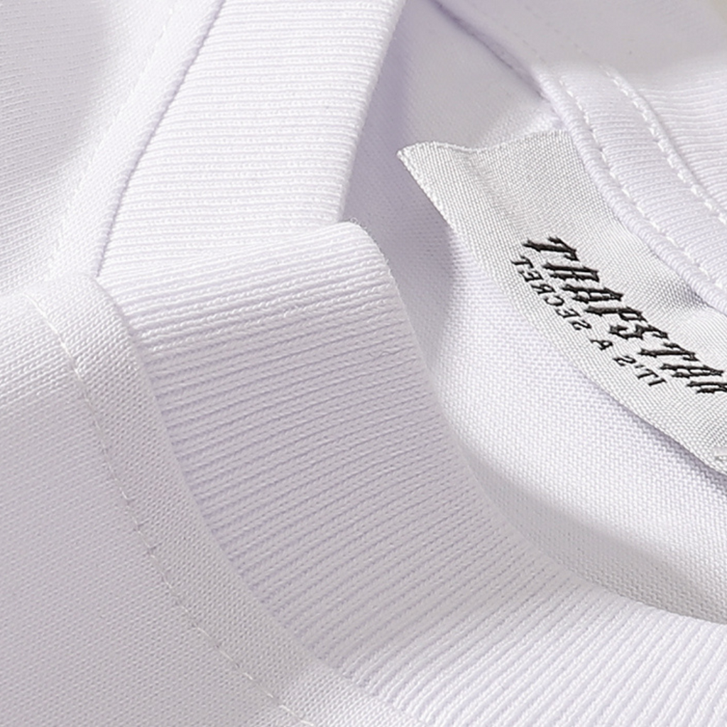 Trapstar Central T-Shirt: Stilvolles Schwarz, Urban, Baumwolle, Exklusives Design