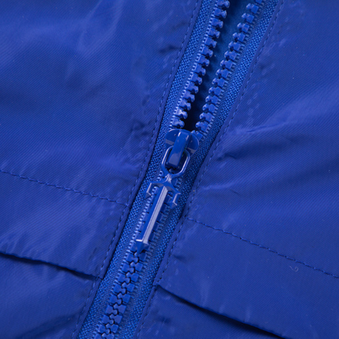 Trapstar Irongate T Dazzling Windbreaker: Stylische Windjacke für Urban Streetwear