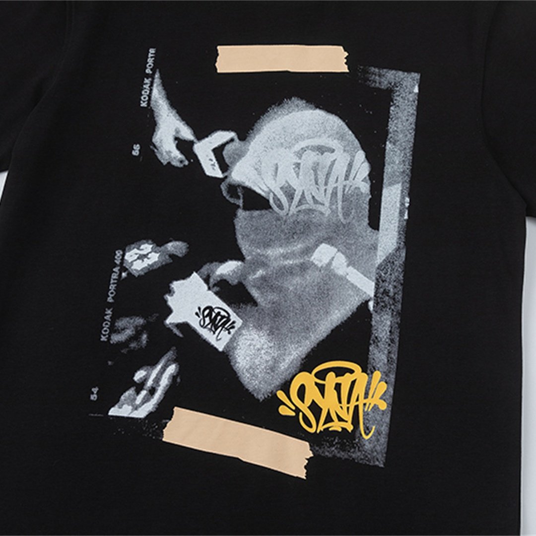 Syna World Urban Streetwear T-Shirt: Lässiges Design, Hochwertige Baumwolle, Exklusiver Stil