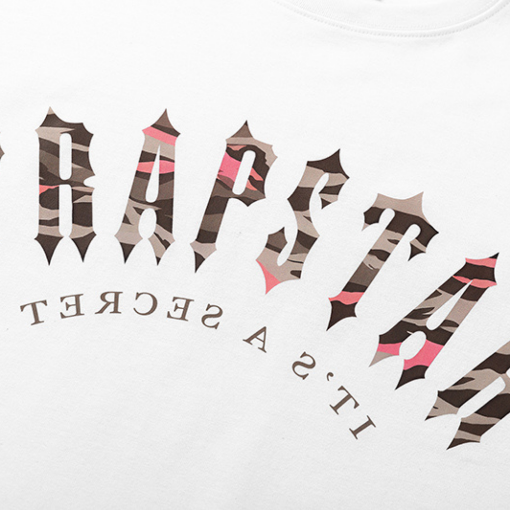 Trendiges Trapstar Decoded Bandana T-Shirt: Lässig, Stylisch, Streetwear Must-Have