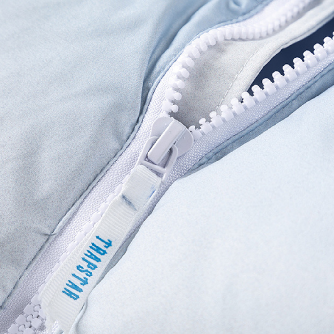 Trapstar Irongate Gradient Blau 2.0 Weste – Stylische Streetwear für deinen Layering-Look