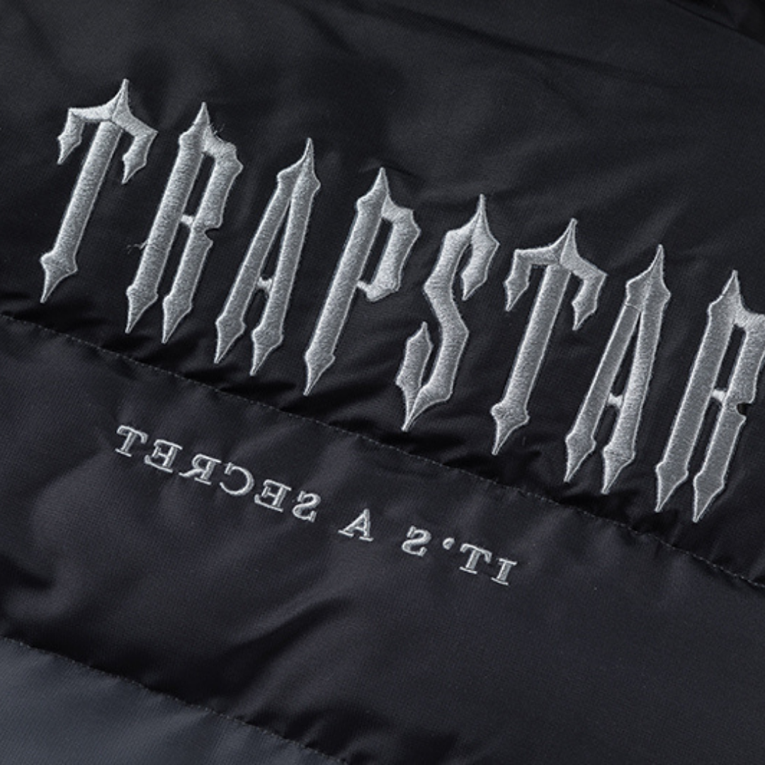 Trapstar Irongate Gradient Black Jacke – Stylische Herren Steppjacke mit Farbverlauf