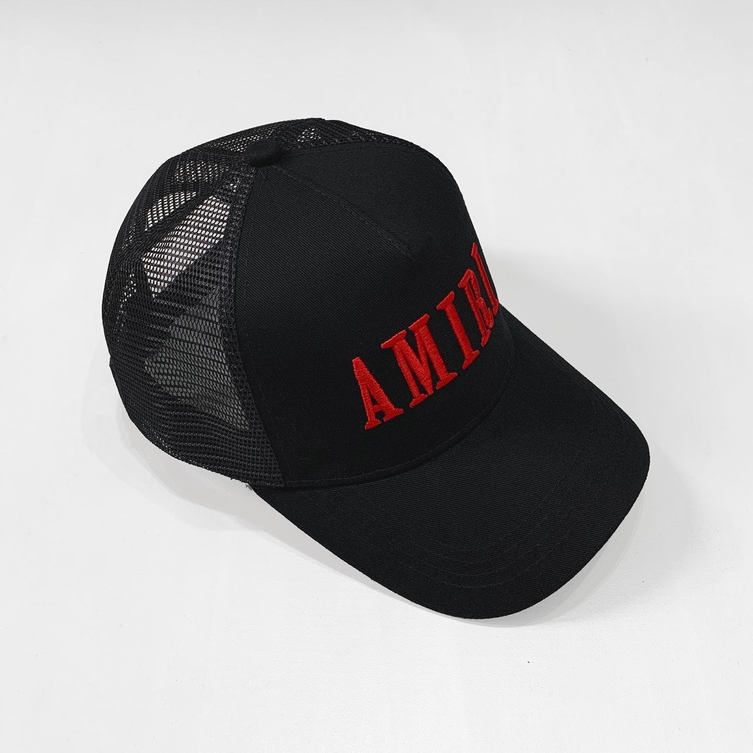 Stylische Amiri Baseballkappe Schwarz Rot Unisex – Premium Urban Headwear