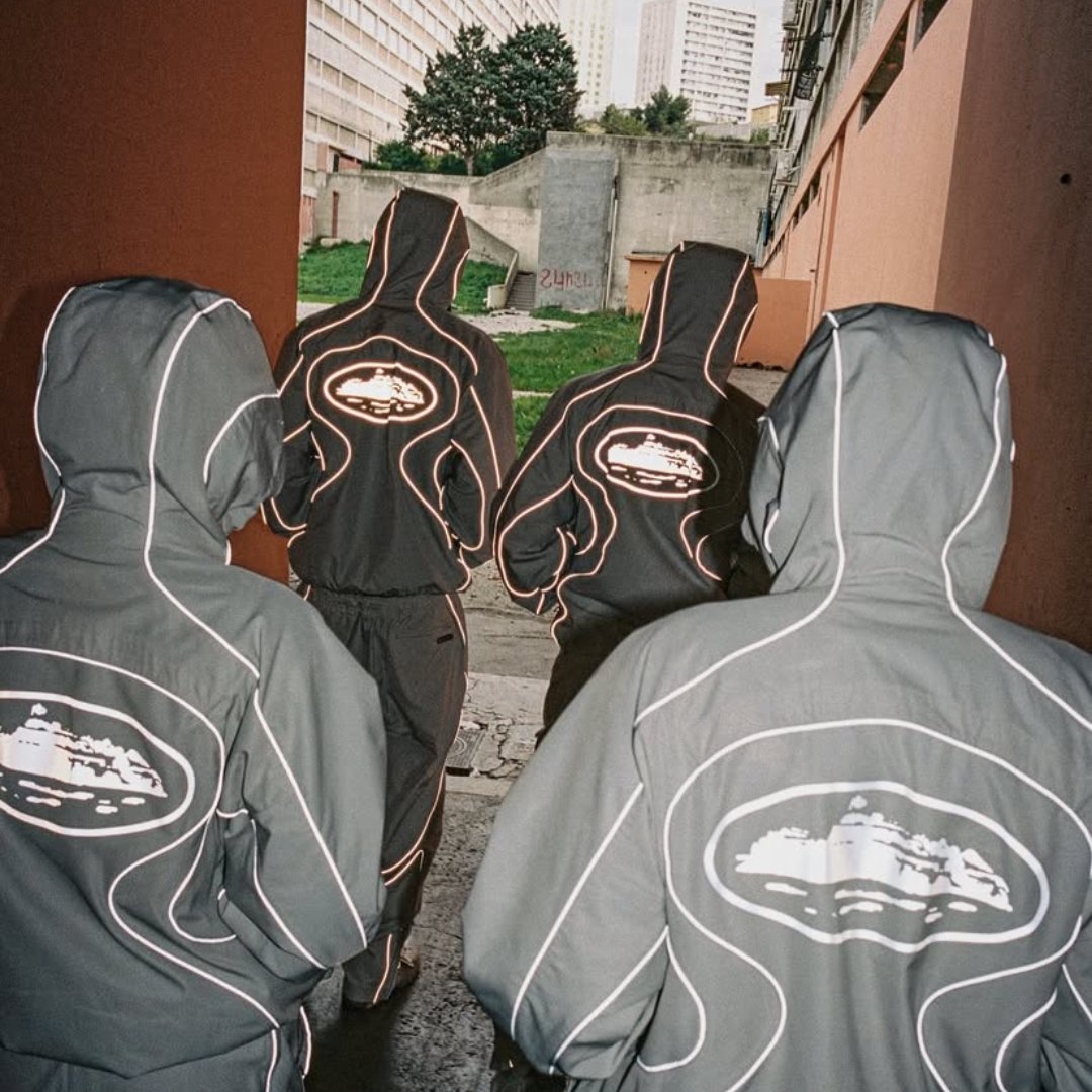 Nike x Corteiz Gully Grey Herren Trainingsanzug – Stilvoll, Bequem, Exklusiv