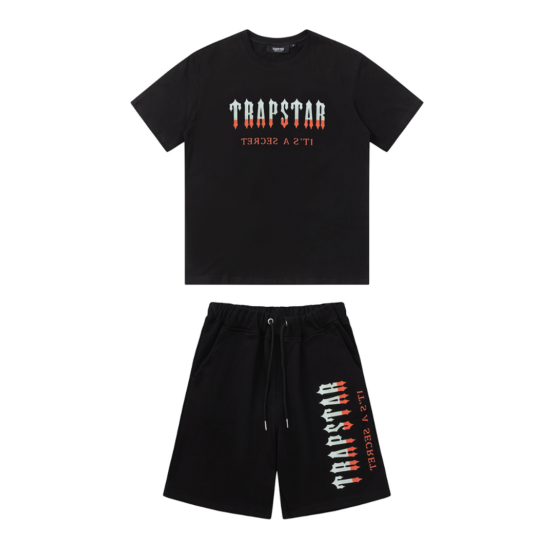 Trapstar Decoded Kurzes Set: Bequemes Streetwear-Outfit für Herren