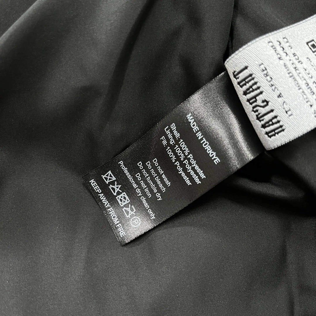 Trapstar Black Irongate Abnehmbare Jacke – Vielseitiger Streetwear-Stil für Herren